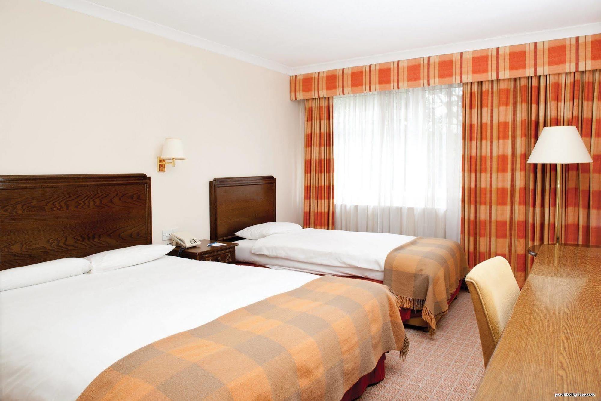 Roebuck Inn Stevenage Habitación foto
